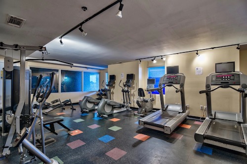 Shores of Panama - Slideshow Image 5